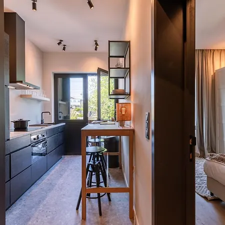 Beautiful For 6 Persons On Top Location In Apartment *